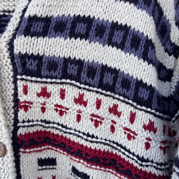 Eddie Bauer Legend Chehalis Hand Knit Sweater, Aztec pattern - Size Large - Picture 7 of 9